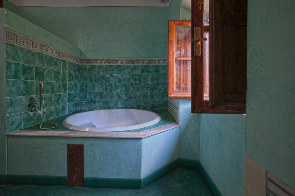 צ'רטאלדו Villa Humbourg מראה חיצוני תמונה