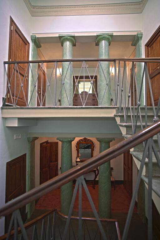 צ'רטאלדו Villa Humbourg מראה חיצוני תמונה