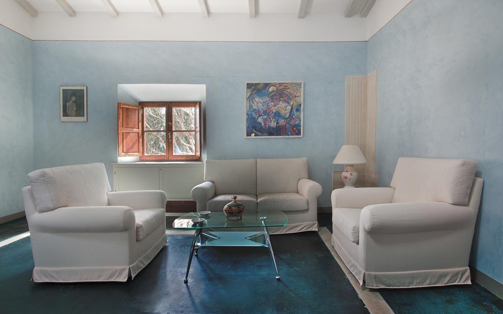 צ'רטאלדו Villa Humbourg מראה חיצוני תמונה